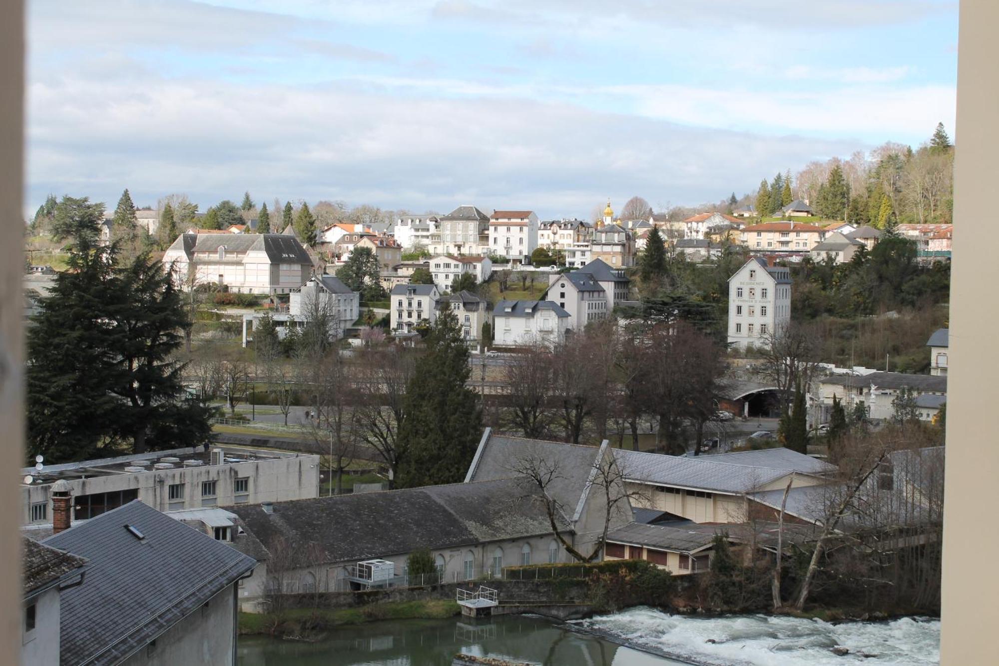 Location G&w, Très Proche Sanctuaires Appartamento Lourdes